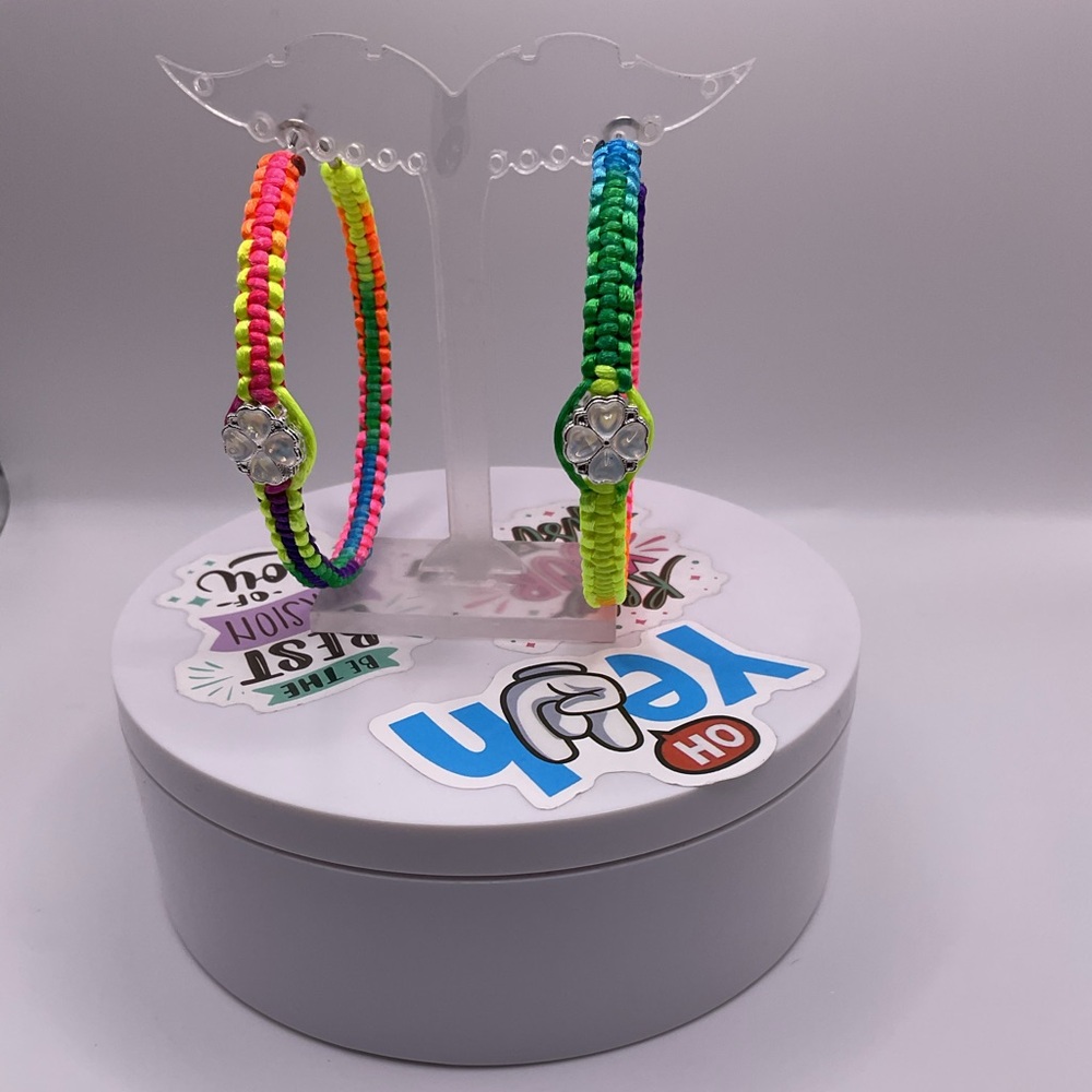Earrings - Picture 4 of 4